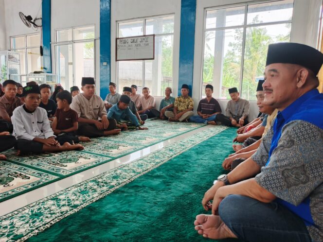 
					“Bagi Santunan dan Buka Puasa Bareng, Ketua DPRD Tubaba Berbagi Kebahagiaan ke 100 Anak Yatim di Ramadhan”