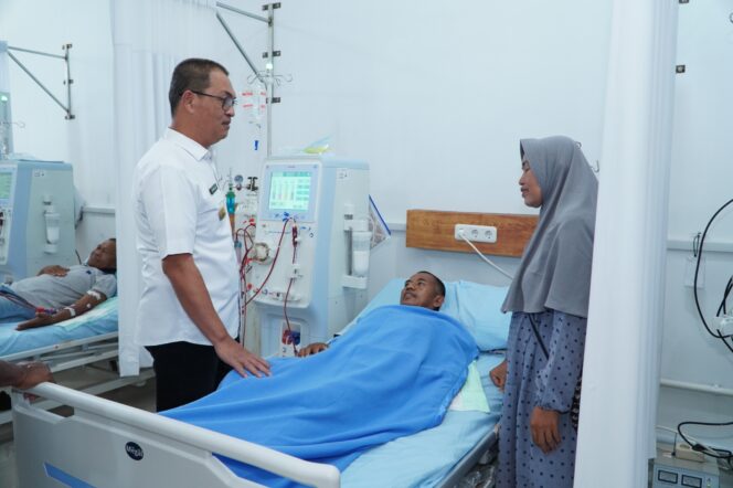 
					Bupati Tubaba Tinjau Layanan Cuci Darah RSUD: Pastikan Akses Kesehatan Lebih Dekat dan Mudah Bagi Masyarakat